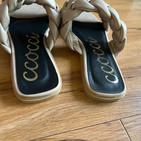 Marilyn Sandals - Picture 4 of 5